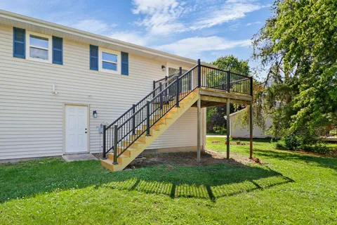 $425,000 | 2660 Spring Hill Drive, Stoughton, WI 53589
