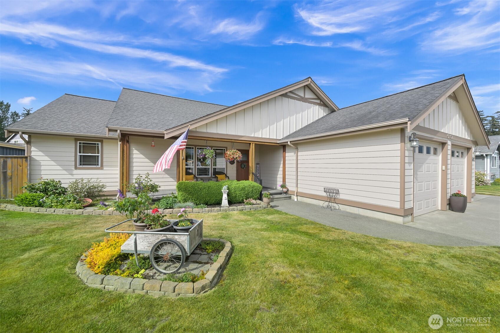 502 Westview Place Nooksack, WA 98276 - Photo 29 of 30 a view of a house with backyard and sitting area