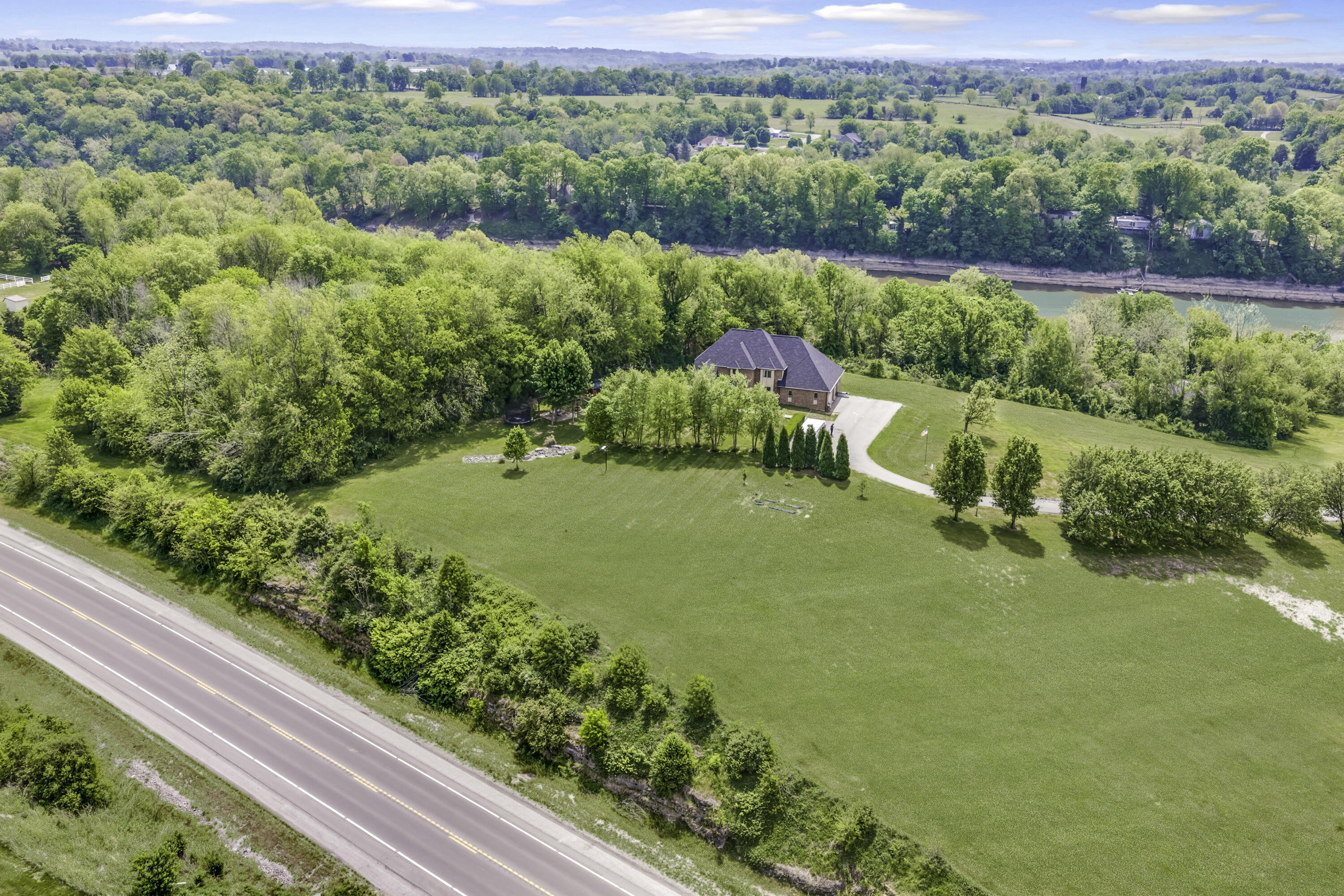 74 Kings Mill Road Danville, KY 40422 - Photo 4 of 72 DJI_20260424122726_0749_D-A