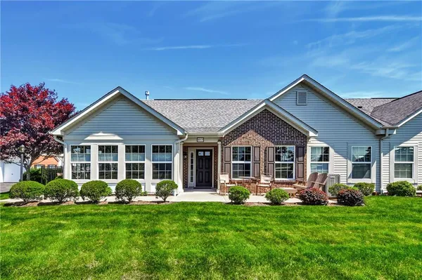$469,900 | 6013 Laurel Court, Harmony, PA 16037