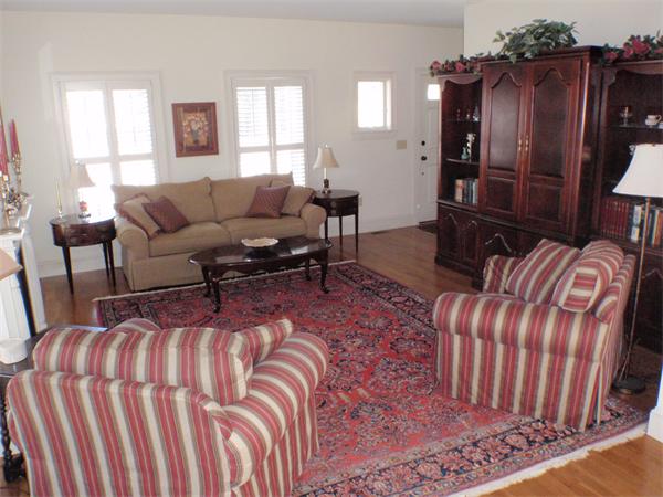 649 Country Way, Unit 2 Scituate, MA 02066 - Photo 6 of 15 Gallery Image 6