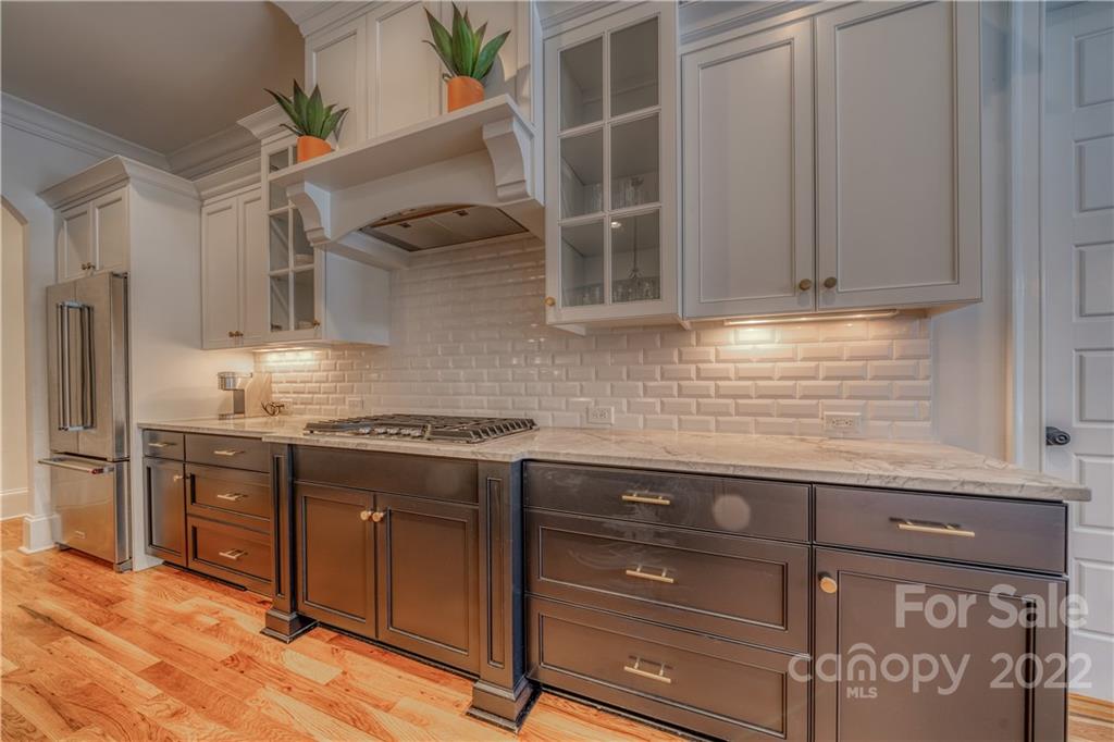 4026 Country Overlook Drive Fort Mill, SC 29715 - Photo 21 of 43 a kitchen with stainless steel appliances granite countertop a stove and a sink