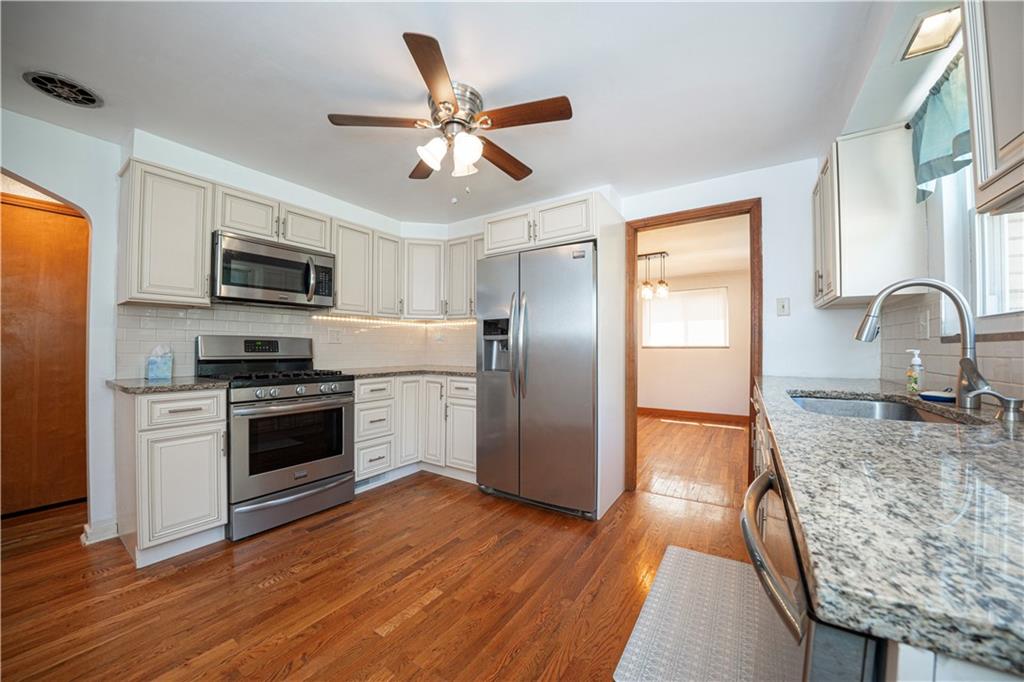 Beautiful Kitchen that leads out to a Deck and the Backyard.