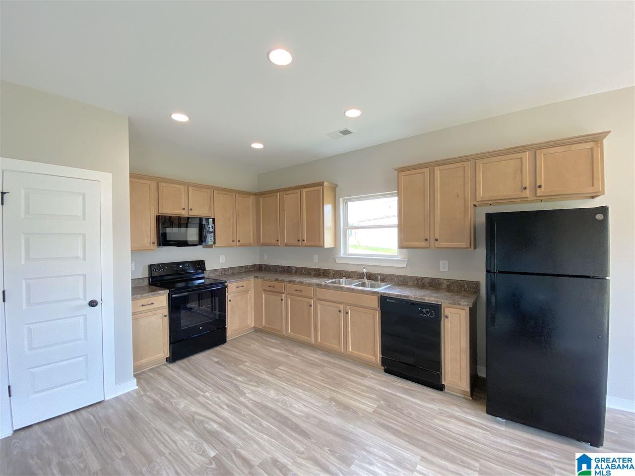 106 White Oak Circle Lincoln, AL 35096 - Photo 6 of 26