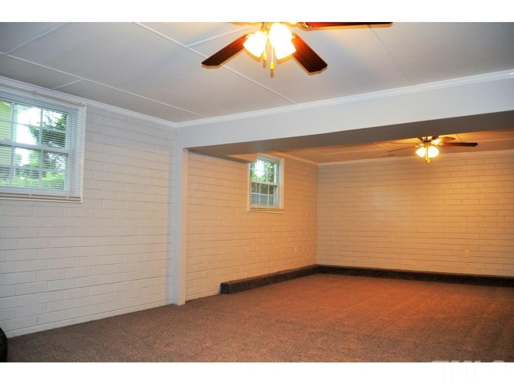 401 Ivey Road Graham, NC 27253 - Photo 17 of 24 Gallery Image 17