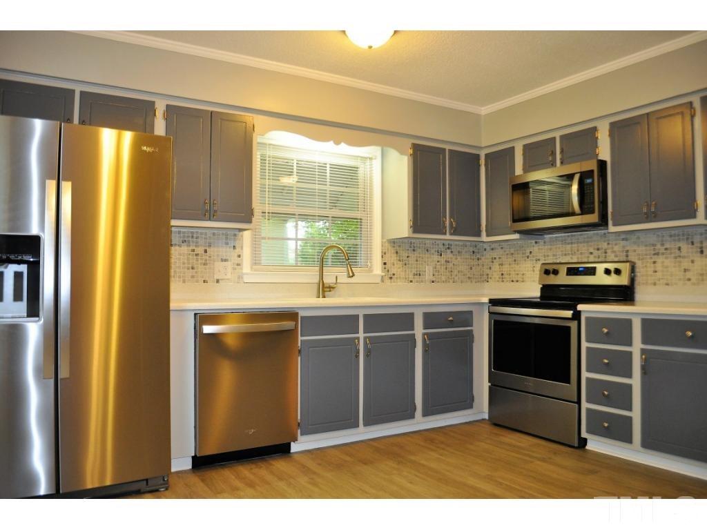401 Ivey Road Graham, NC 27253 - Photo 3 of 24 Gallery Image 3