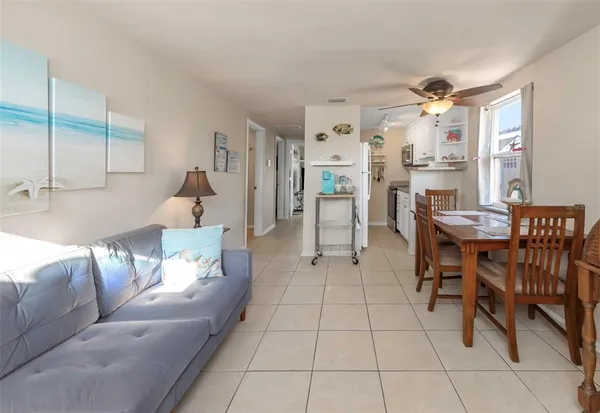 $300,000 | 2600 North Paula Drive, Unit 12D, Dunedin, FL 34698
