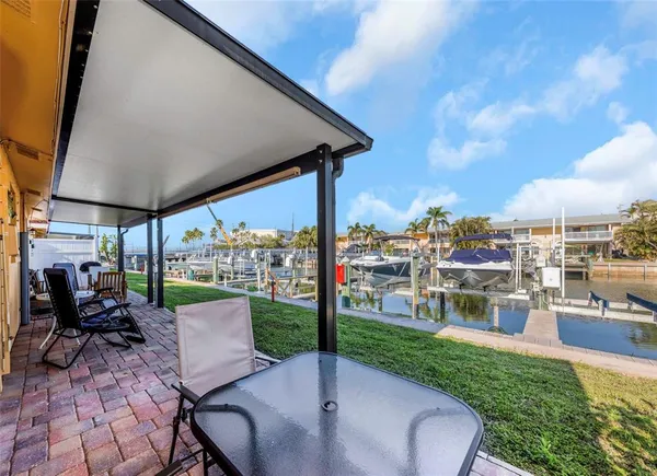 $300,000 | 2600 North Paula Drive, Unit 12D, Dunedin, FL 34698