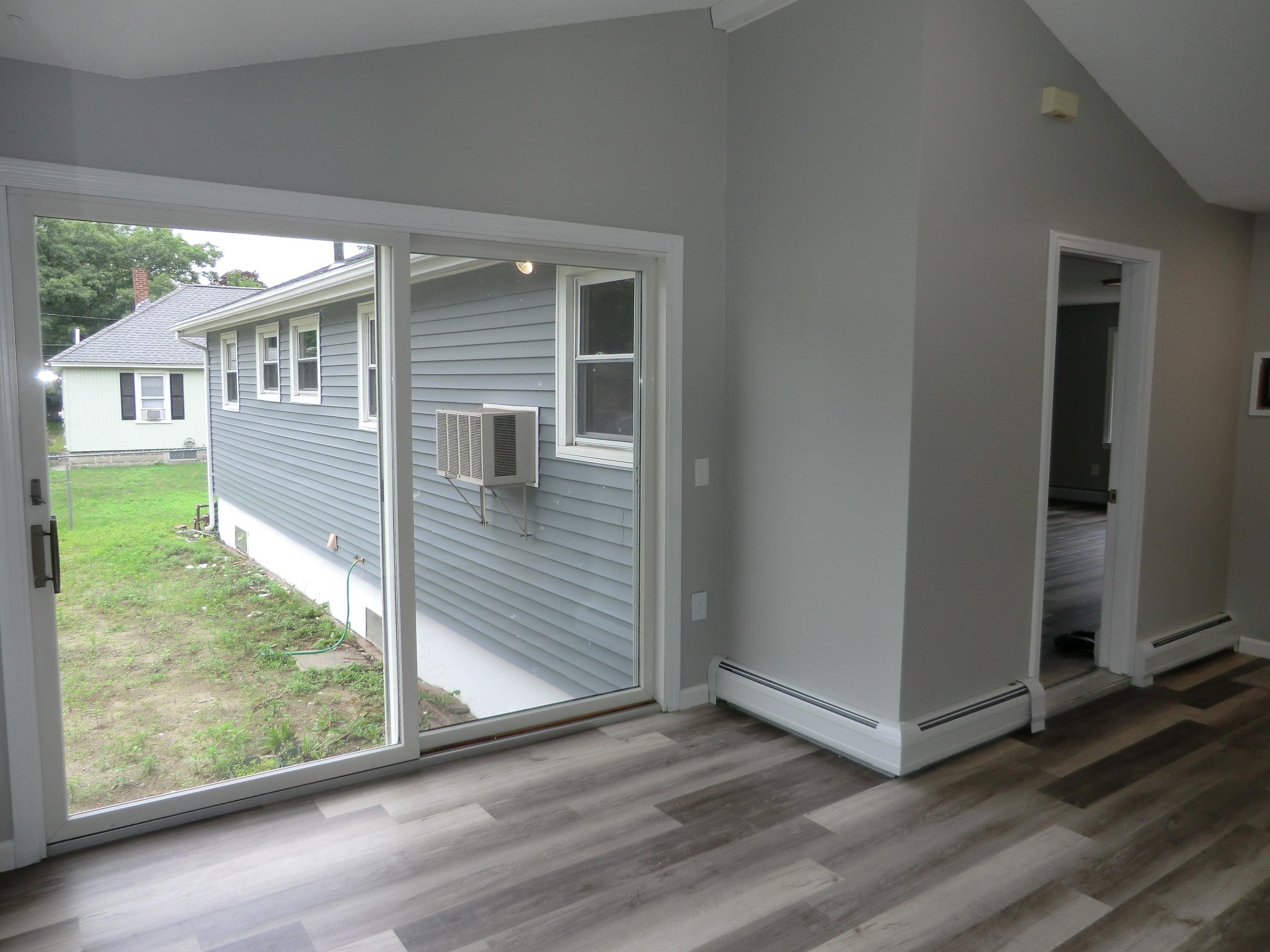 5 Rice Street Nashua, NH 03060 - Photo 5 of 29