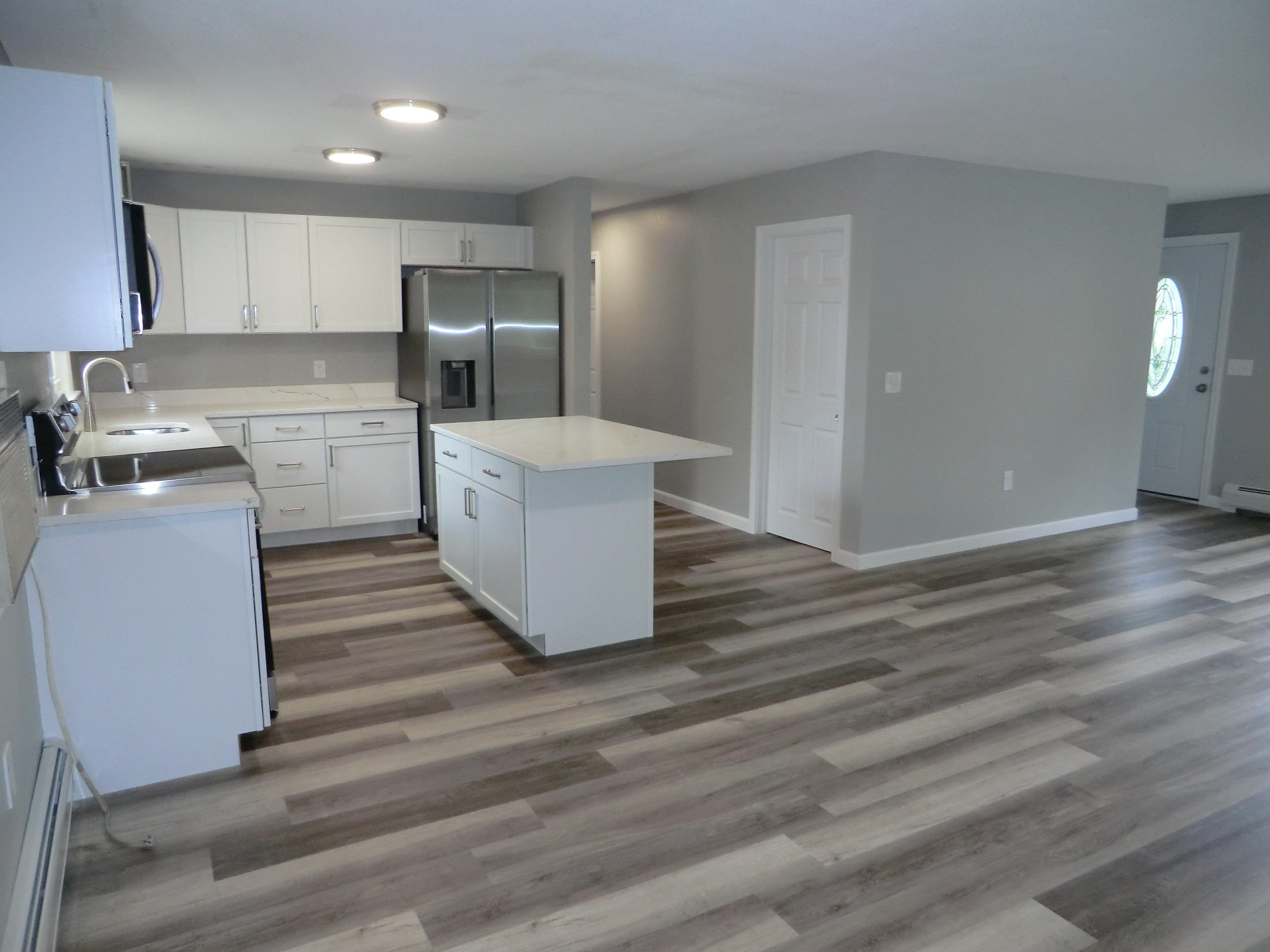 5 Rice Street Nashua, NH 03060 - Photo 7 of 29