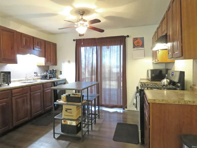 $189,900 | 3634 East Conwell Drive, Monticello, IN 47960