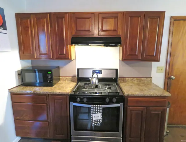 $189,900 | 3634 East Conwell Drive, Monticello, IN 47960