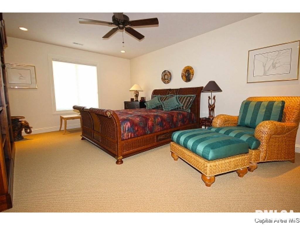 1704 Josephine Place Springfield, IL 62704 - Photo 16 of 26 Gallery Image 16