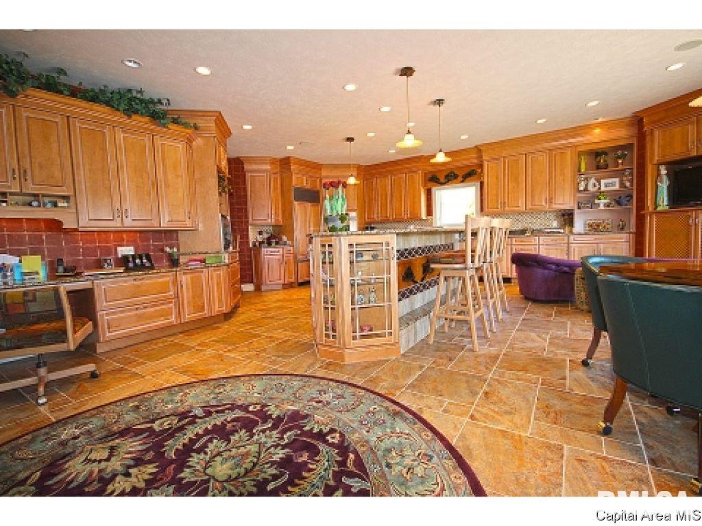 1704 Josephine Place Springfield, IL 62704 - Photo 9 of 26 Gallery Image 9