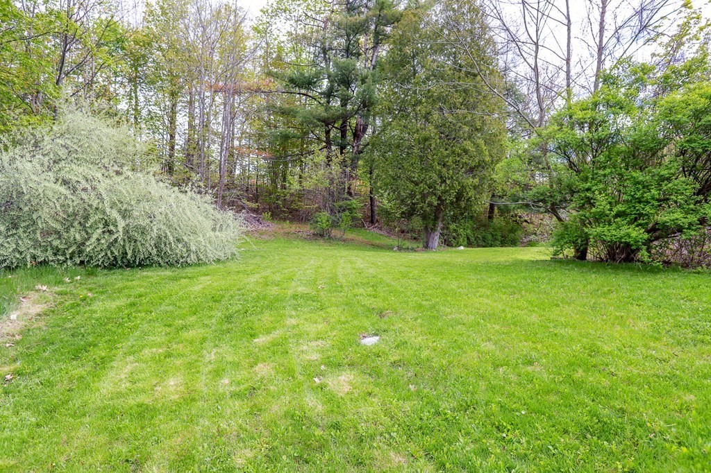 118 Petersham Road Athol, MA 01331 - Photo 10 of 41