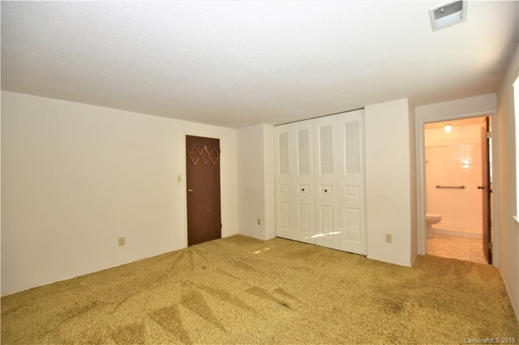 12009 Mapleton Road Charlotte, NC 28273 - Photo 15 of 30