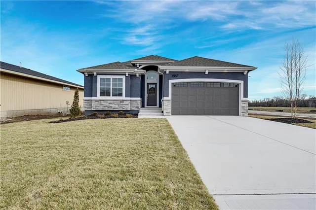 $543,500 | 16167 South Kaw Street, Olathe, KS 66062
