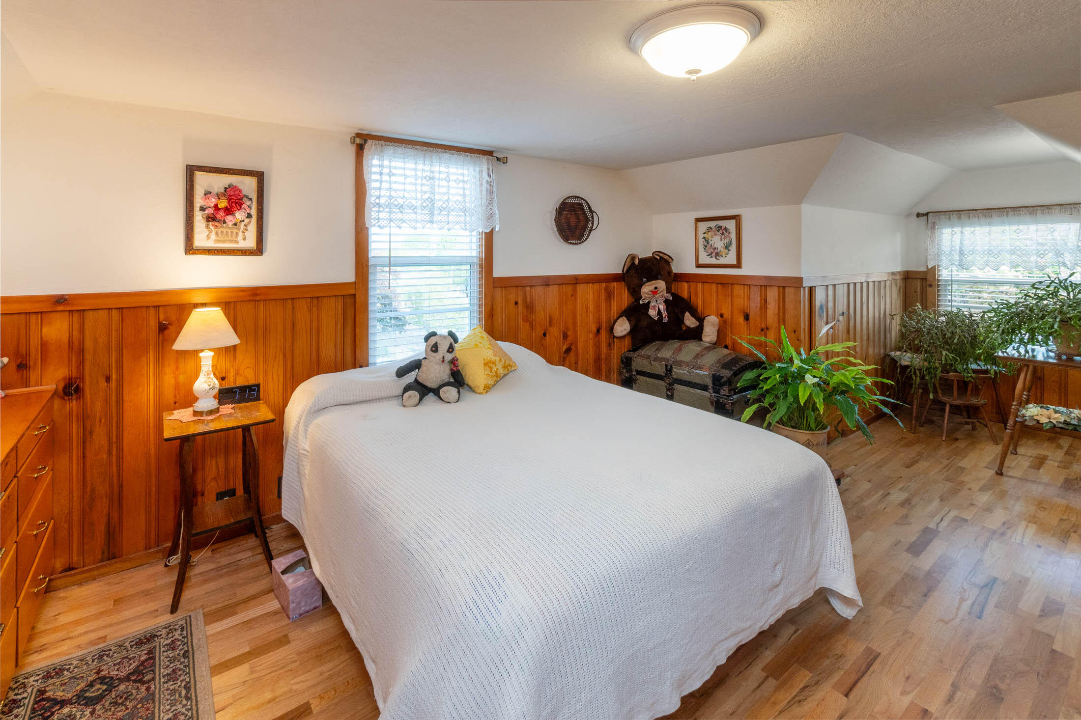 1937 Northeast Laughlin Road Prineville, OR 97754 - Photo 19 of 42 Bedroom 3rd Level