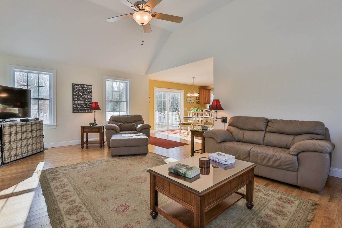 38 Danville Road Kingston, NH 03848 - Photo 15 of 35 Gallery Image 15