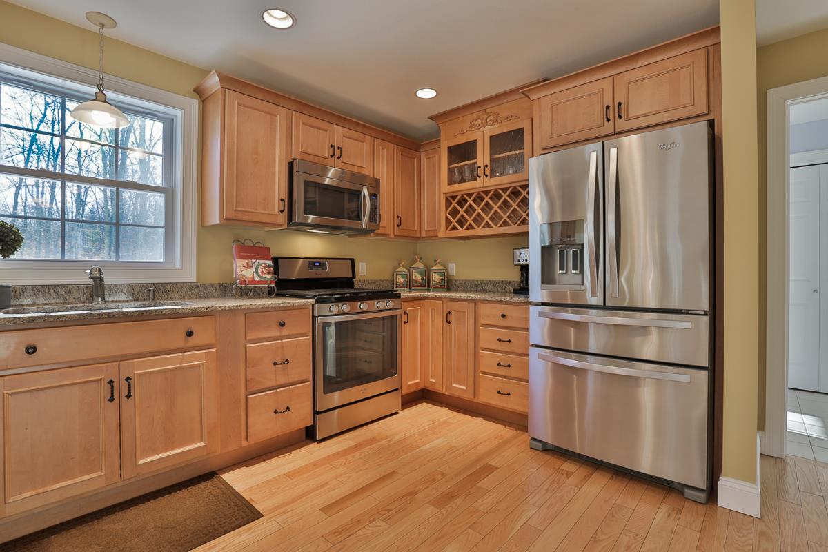 38 Danville Road Kingston, NH 03848 - Photo 18 of 35 Gallery Image 18