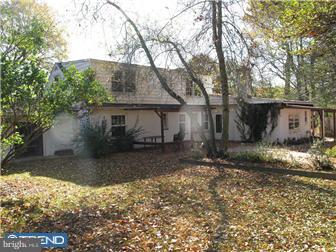 16 9 Gates Road Chadds Ford, PA 19317 - Photo 2 of 7 Exterior Back