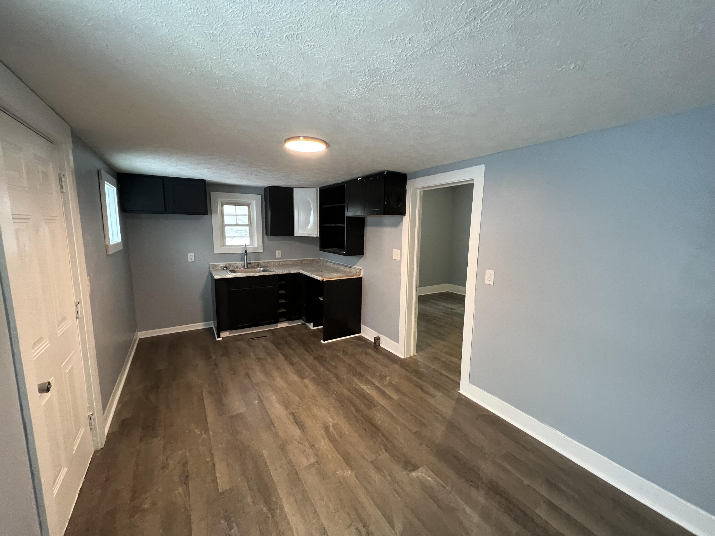 1619 West High Street Springfield, OH 45506 - Photo 2 of 21 IMG_1233
