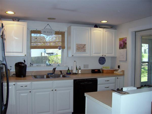 175 Topsfield Road Wenham, MA 01984 - Photo 3 of 9 Gallery Image 3
