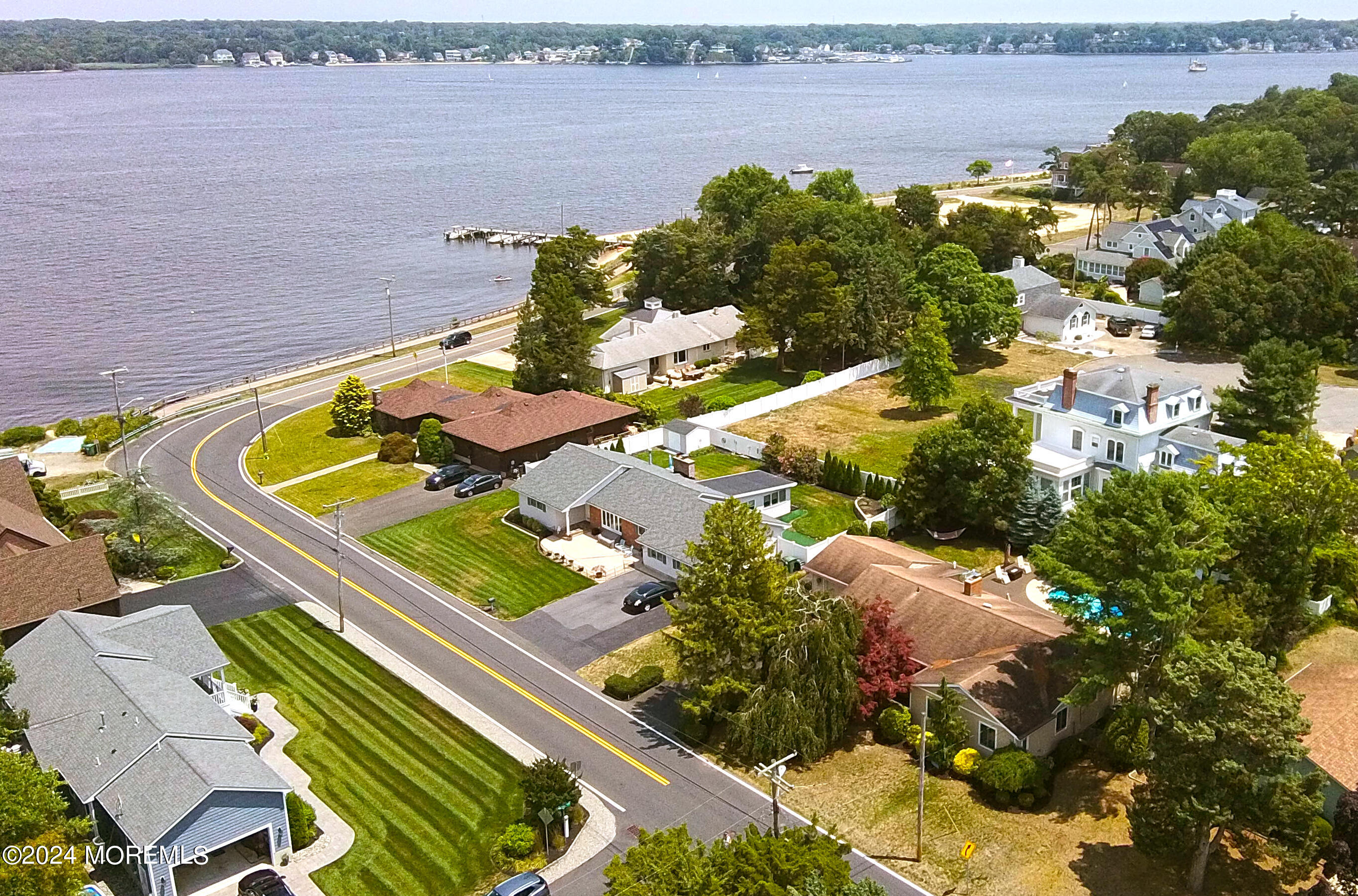 108 Motor Road Pine Beach, NJ 08741 - Photo 2 of 84 108 Motor (21)