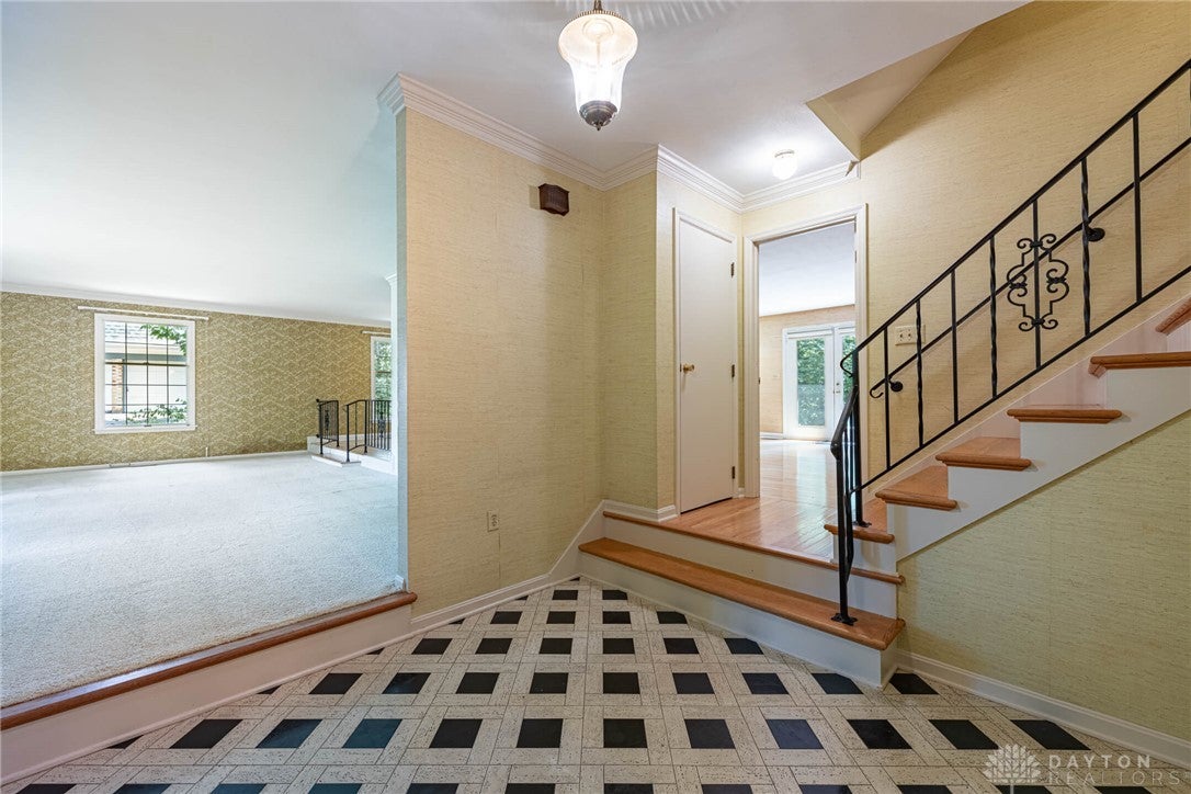 228 East Rahn Road Dayton, OH 45429 - Photo 5 of 50 Gallery Image 5
