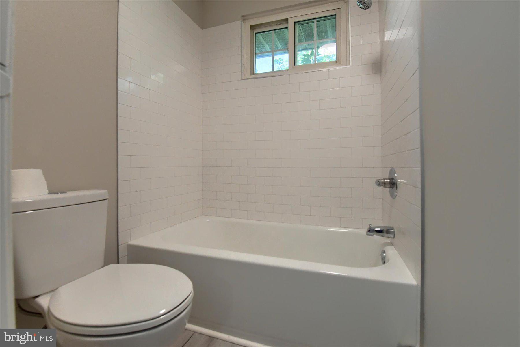 1202 Georgetown Road Middletown, PA 17057 - Photo 16 of 27 Gallery Image 16
