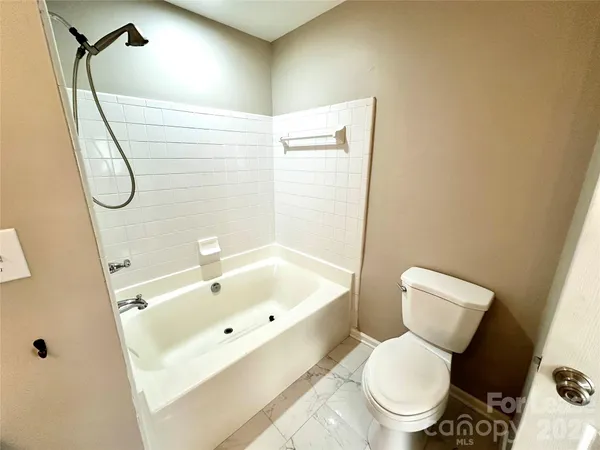 $2,150 | 19425 Booth Bay Court, Cornelius, NC 28031