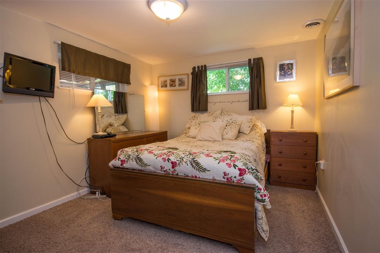 7270 Neff Road Mount Morris, MI 48458 - Photo 7 of 17 Bedroom 1