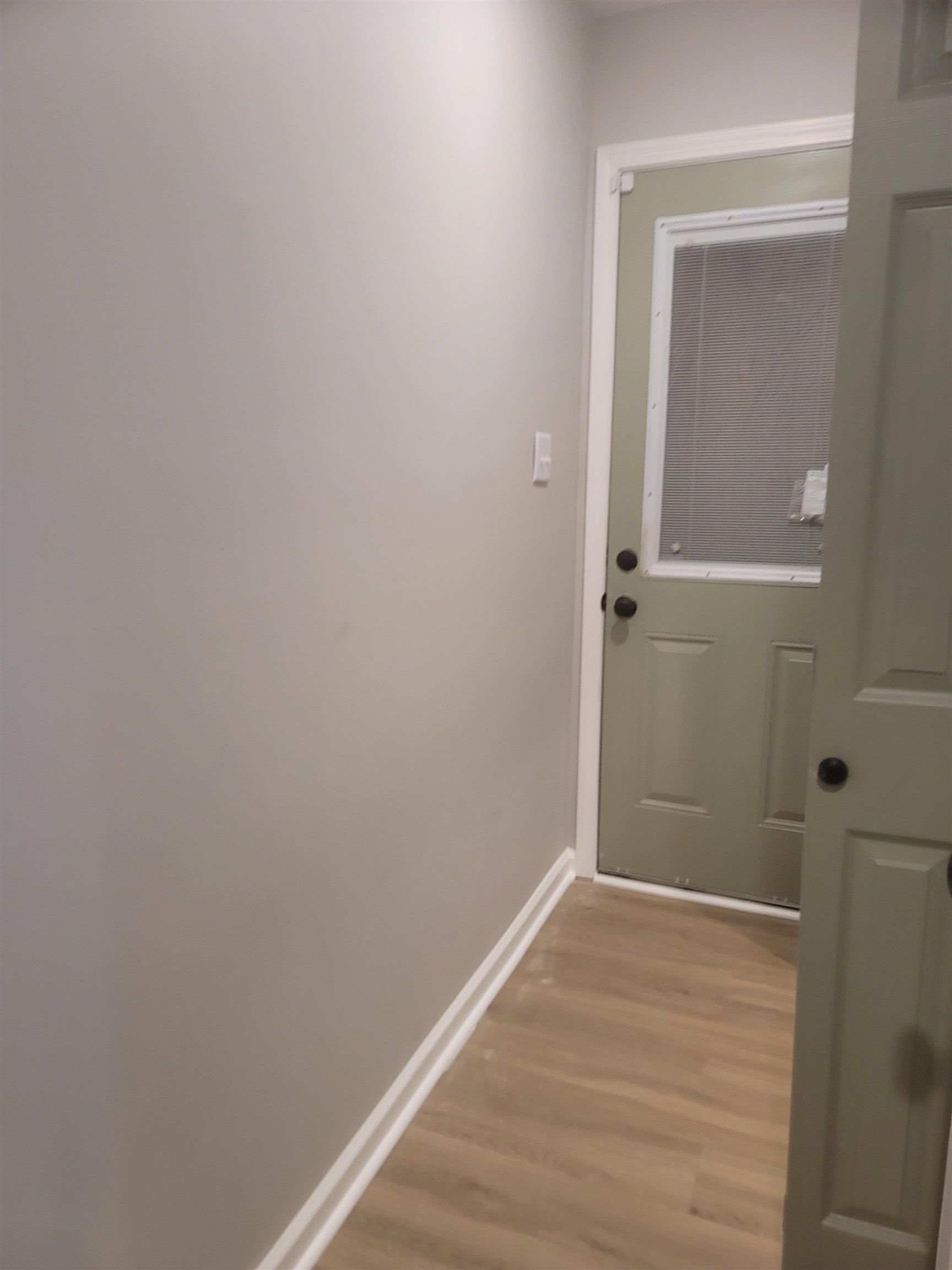 1434 Eloise Road Memphis, TN 38106 - Photo 11 of 19 a view of a small space