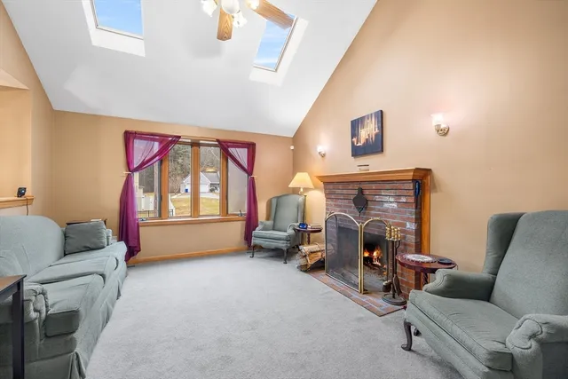 $639,900 | 55 Oregon Avenue, Rockland, MA 02370