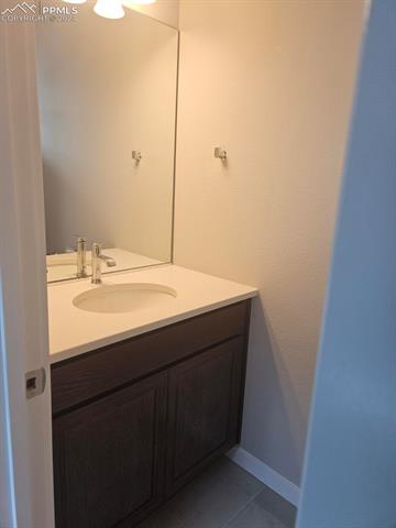17708 Lemon Rye Loop Monument, CO 80132 - Photo 4 of 15 Main level powder bath