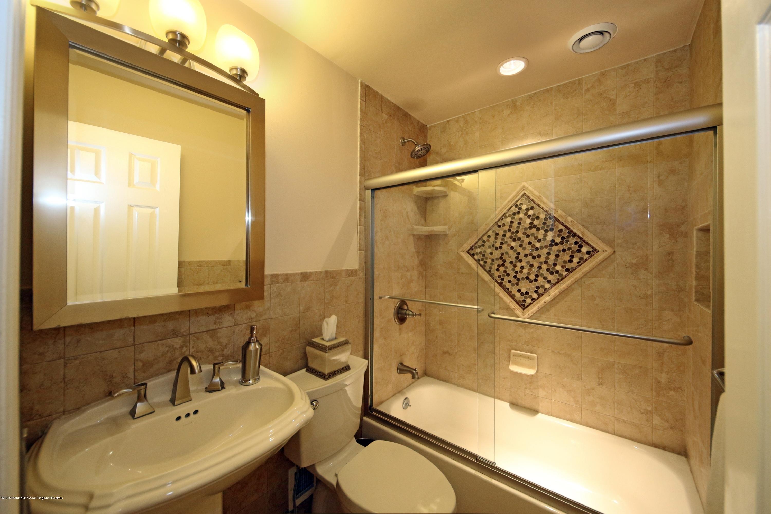 26 Tralee Road Hazlet, NJ 07730 - Photo 13 of 22 IMG_6081a