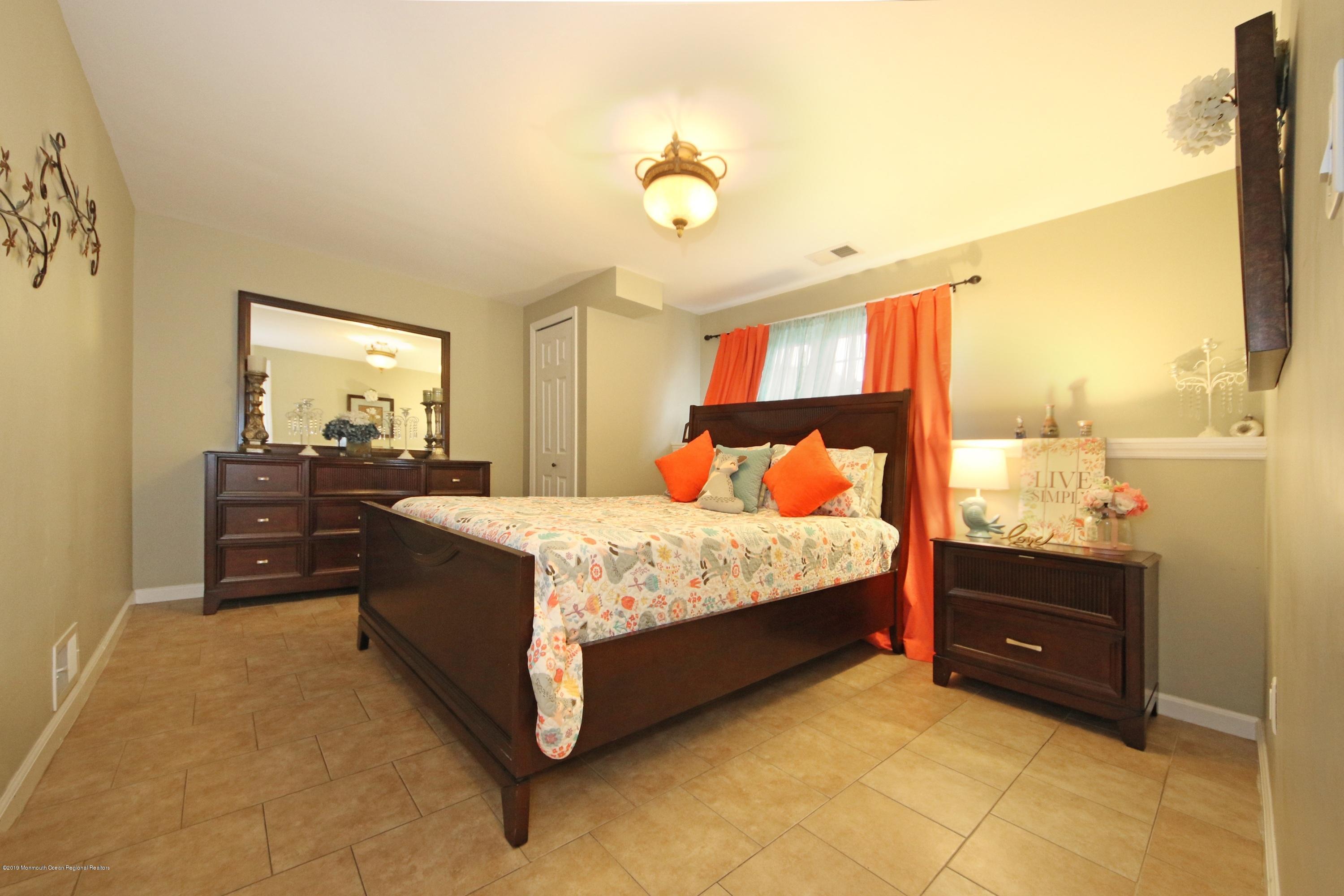 26 Tralee Road Hazlet, NJ 07730 - Photo 14 of 22 IMG_6097a