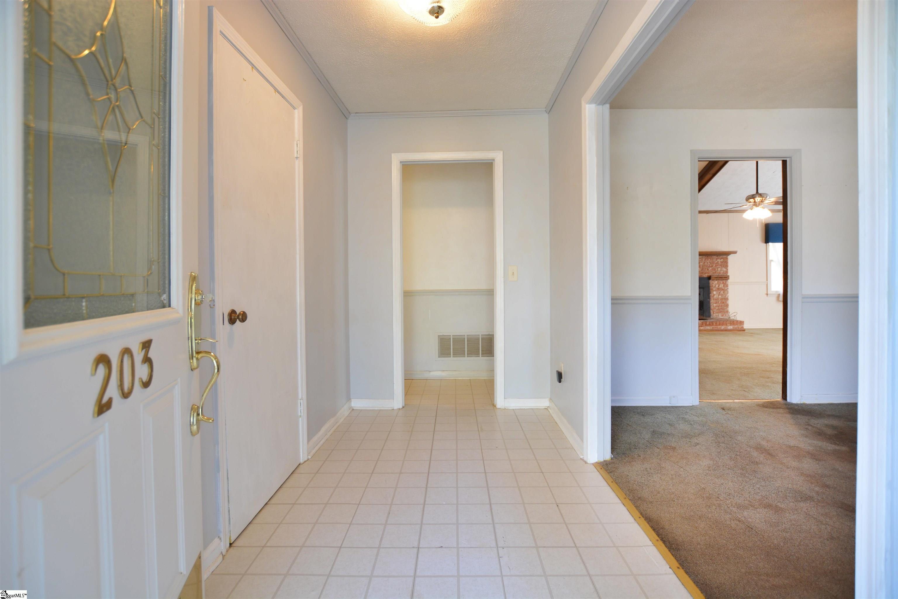 302 Canebreak Lane Simpsonville, SC 29681 - Photo 13 of 43