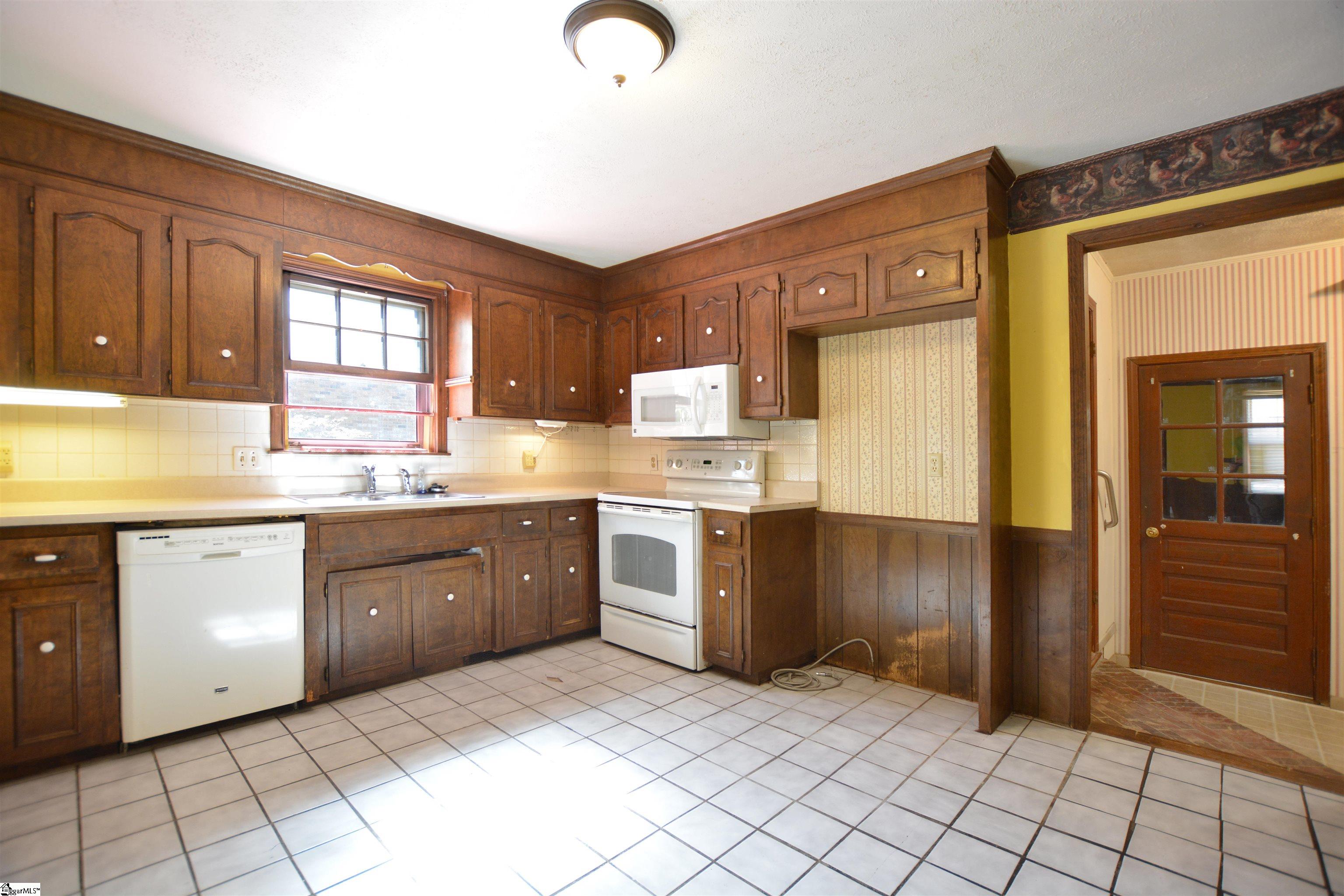 302 Canebreak Lane Simpsonville, SC 29681 - Photo 23 of 43