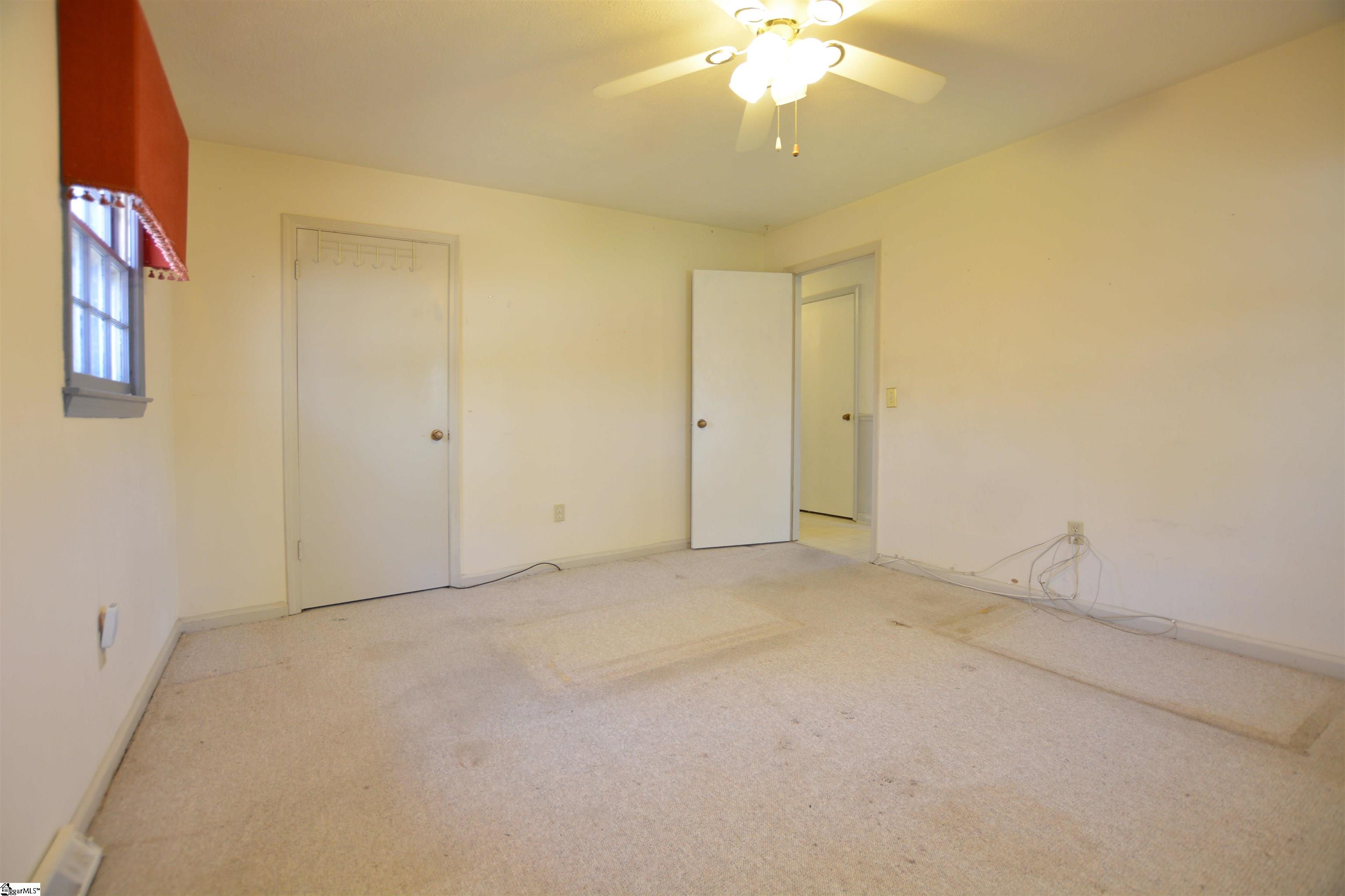 302 Canebreak Lane Simpsonville, SC 29681 - Photo 36 of 43