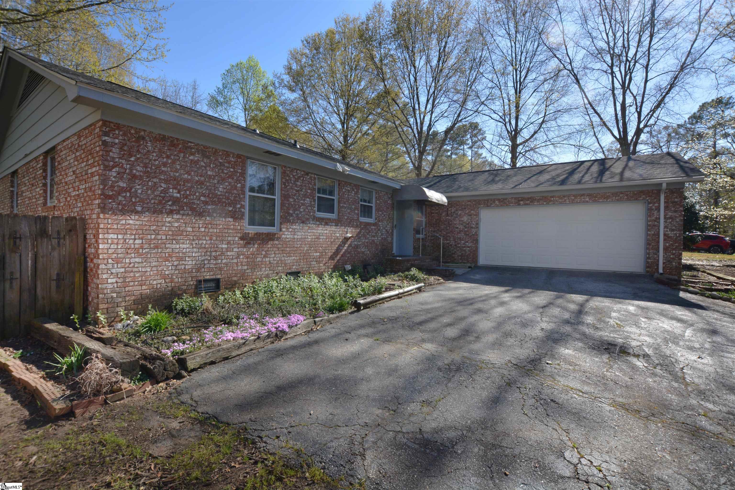 302 Canebreak Lane Simpsonville, SC 29681 - Photo 41 of 43