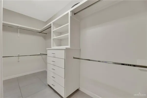 $2,000 | 1441 Ozark Avenue, McAllen, TX 78504