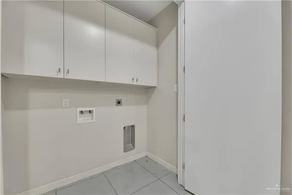 $2,000 | 1441 Ozark Avenue, McAllen, TX 78504