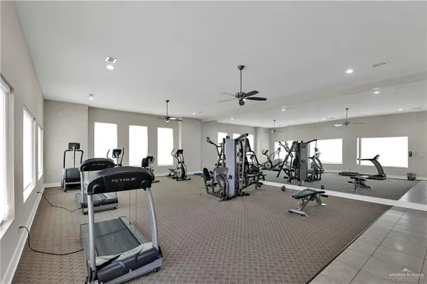 $2,000 | 1441 Ozark Avenue, McAllen, TX 78504