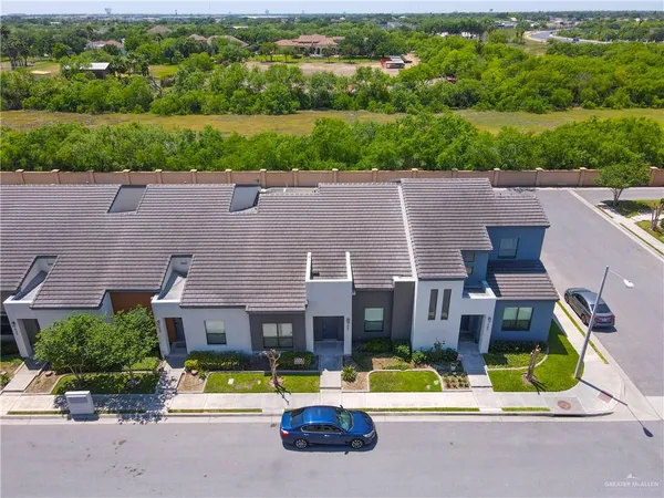 $2,000 | 1441 Ozark Avenue, McAllen, TX 78504
