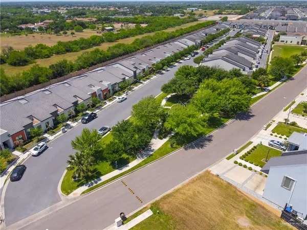 $2,000 | 1441 Ozark Avenue, McAllen, TX 78504