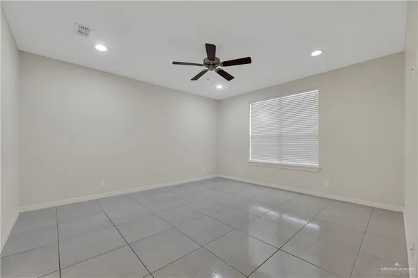 $2,000 | 1441 Ozark Avenue, McAllen, TX 78504