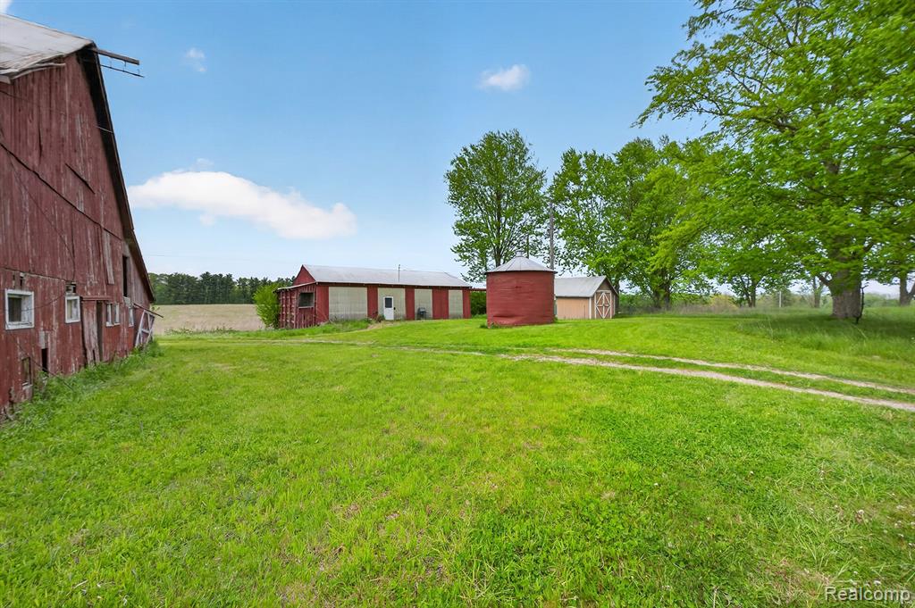 8103 East Baldwin Road Goodrich, MI 48438 - Photo 7 of 25