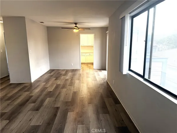 $2,595 | 10885 Walnut Street, Los Alamitos, CA 90720