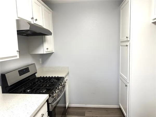 $2,595 | 10885 Walnut Street, Los Alamitos, CA 90720